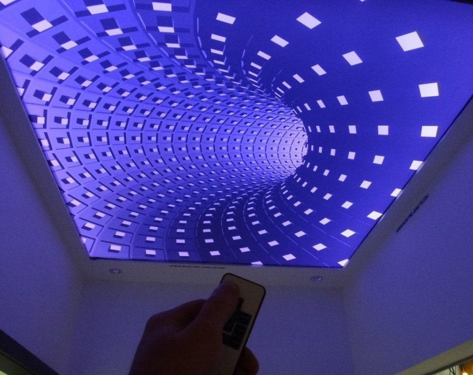 Заказать 3d натяжные потолки в г. Корсаков